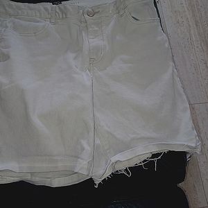 Lane Bryant light blue not white Denim Cutoff Midi Shorts wore 1 time.streach